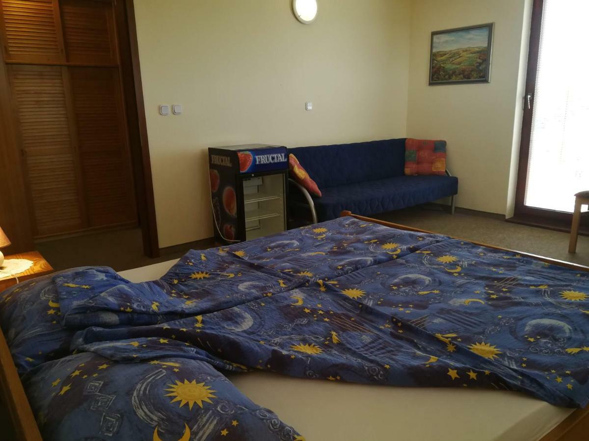 Kavana I Sobe Monika Hotel Grabrovnik Екстериор снимка