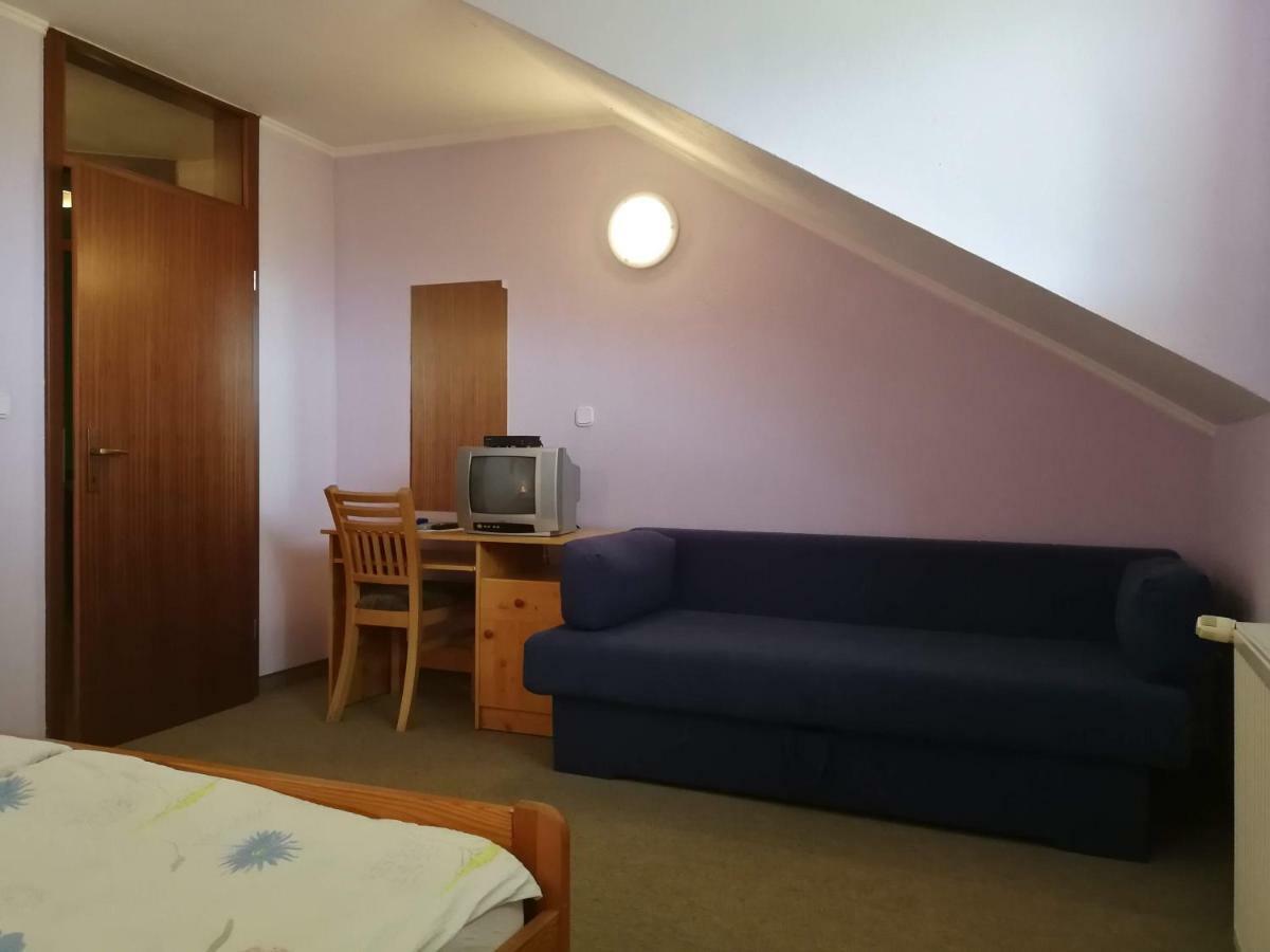 Kavana I Sobe Monika Hotel Grabrovnik Екстериор снимка